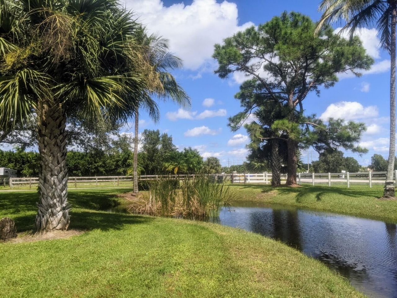 819 Cindy Circle Lane, Unit ~ Barn & G, Wellington, FL 33414 Photo