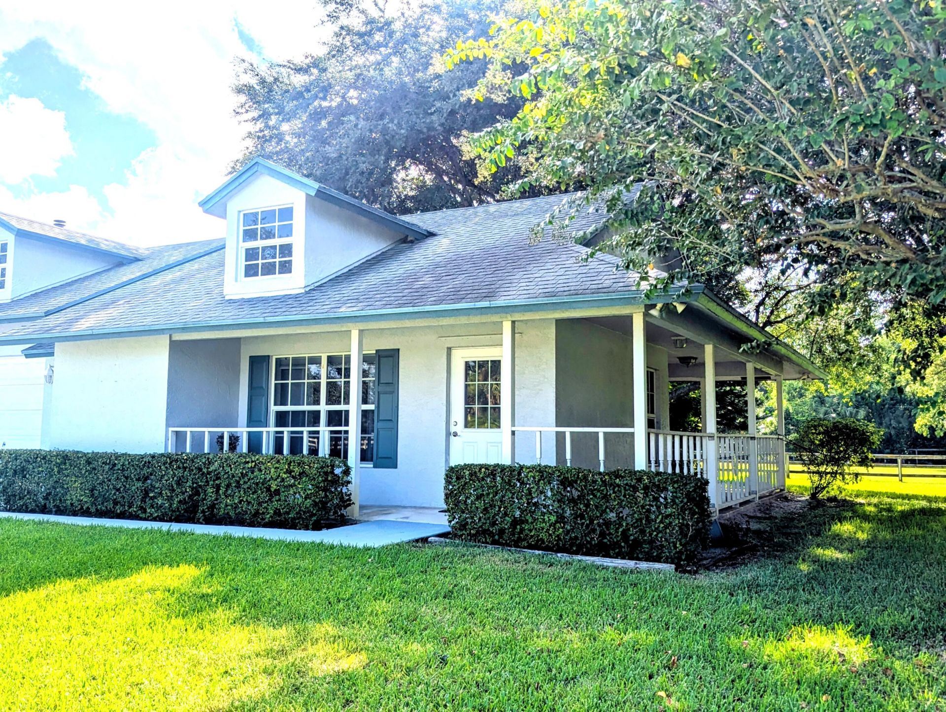 819 Cindy Circle Lane, Unit ~ Barn & G, Wellington, FL 33414 Photo