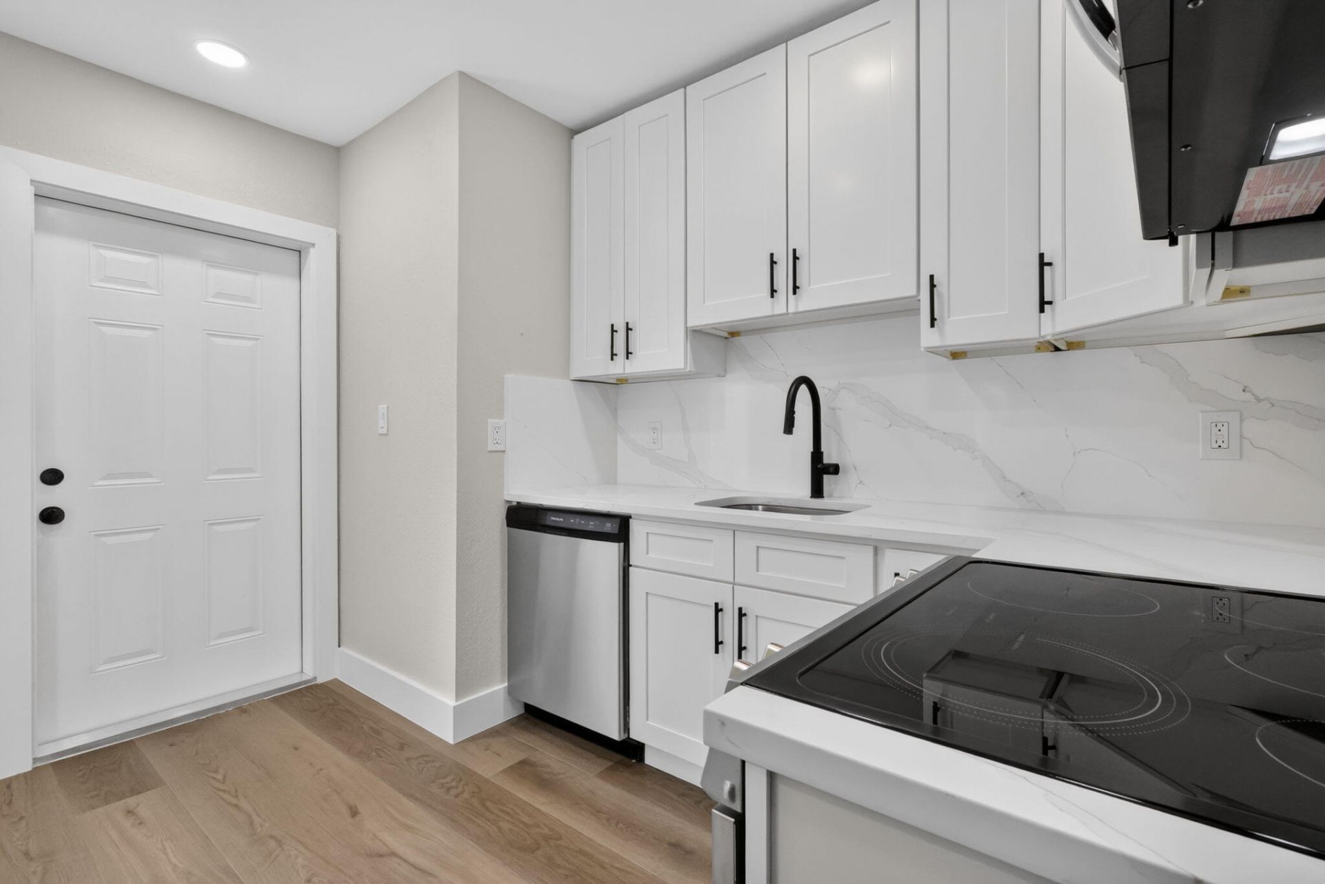516 Independence Road, Unit 1, West Palm Beach, FL 33405 Photo