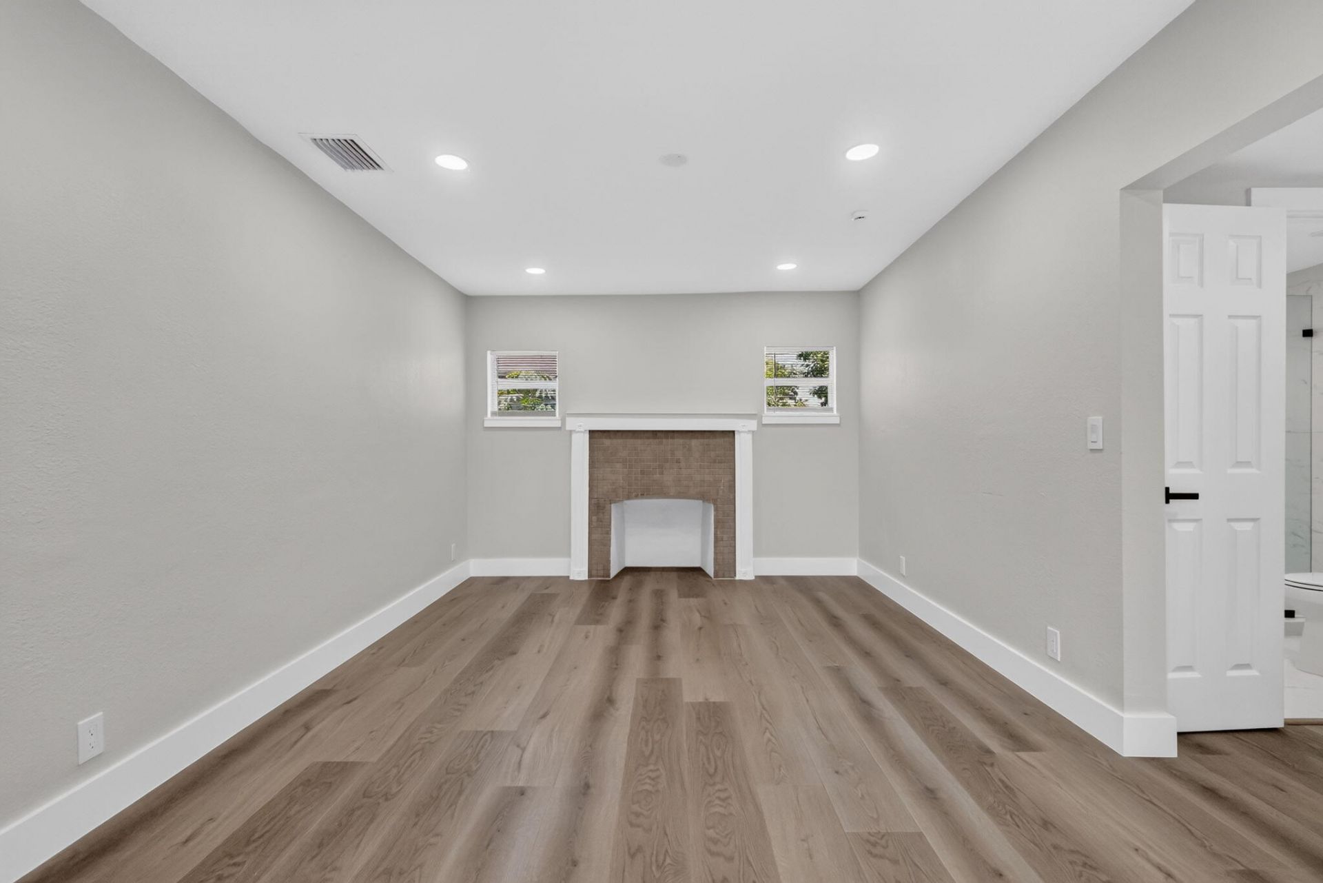 516 Independence Road, Unit 1, West Palm Beach, FL 33405 Photo