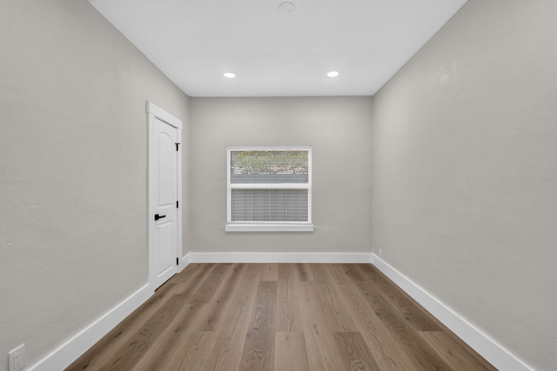 516 Independence Road, Unit 1, West Palm Beach, FL 33405 Photo