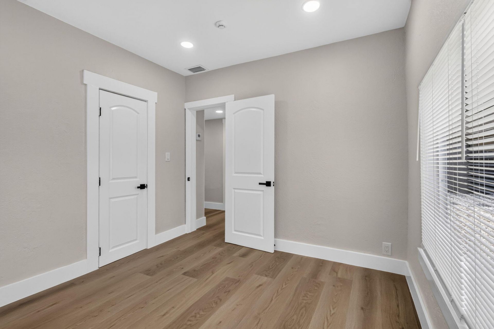 516 Independence Road, Unit 1, West Palm Beach, FL 33405 Photo