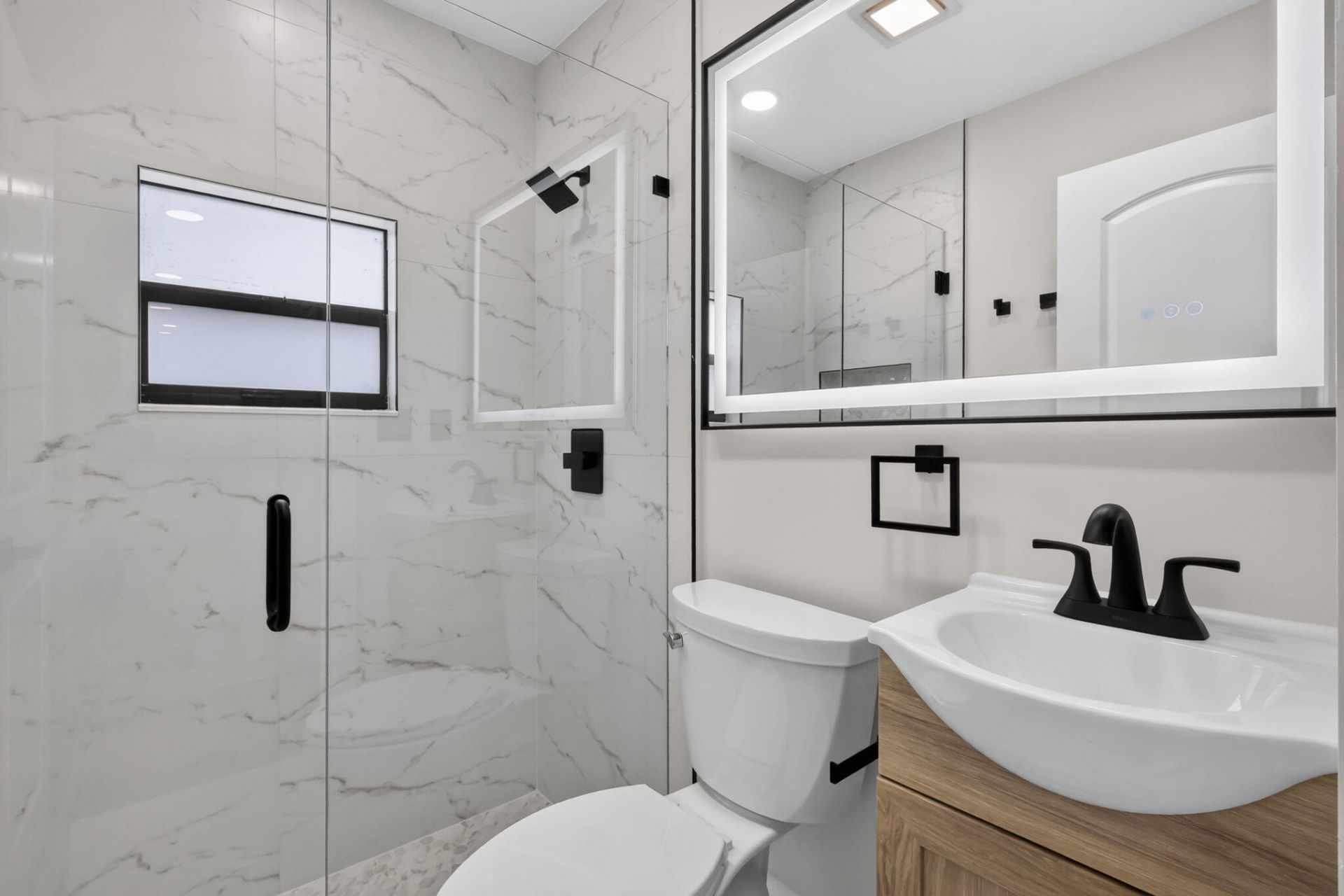516 Independence Road, Unit 1, West Palm Beach, FL 33405 Photo