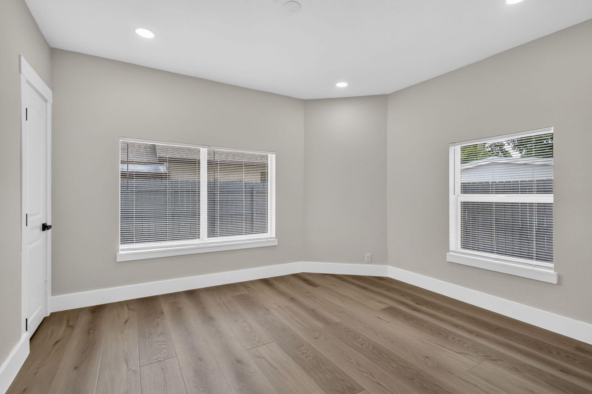 516 Independence Road, Unit 1, West Palm Beach, FL 33405 Photo