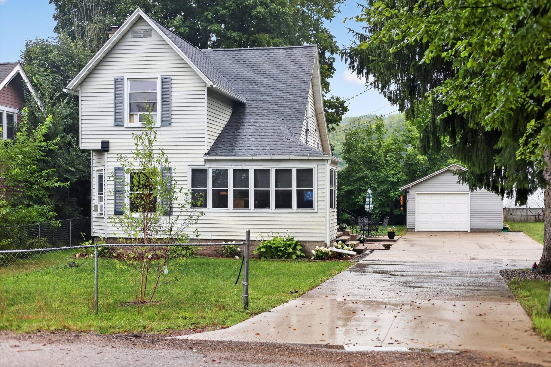 1391 Belleview Drive, Ionia, MI 48846 Main Photo