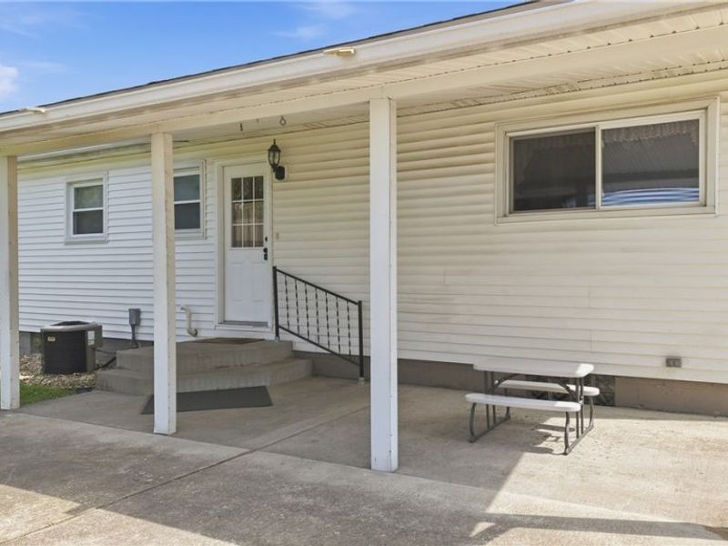 664 Burdie Drive, Hubbard, OH 44425 Photo 31