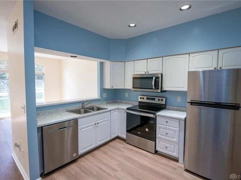 3565 Sequoia Drive, Beavercreek, OH 45431 Photo 8