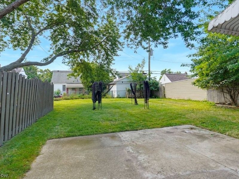 20740 Tracy Avenue, Euclid, OH 44123 Photo 4