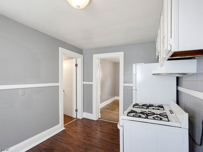 20740 Tracy Avenue, Euclid, OH 44123 Photo 9