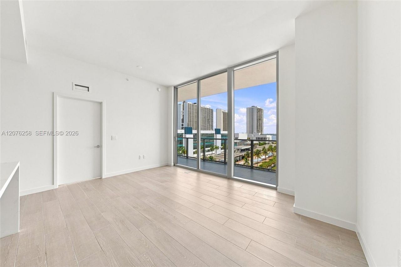 1400 Biscayne Blvd, Unit 708, Miami, FL 33132 Photo