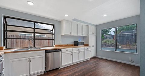 8709 Los Encantos Cir, Elk Grove, CA 95624 Photo
