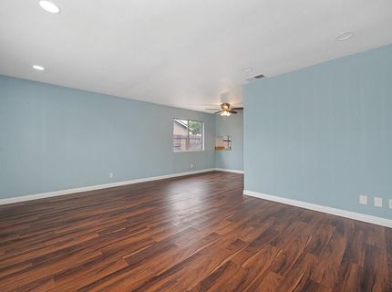 8709 Los Encantos Cir, Elk Grove, CA 95624 Photo
