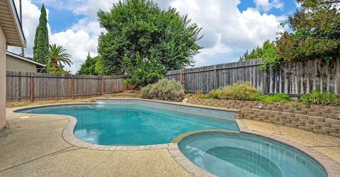 8709 Los Encantos Cir, Elk Grove, CA 95624 Photo