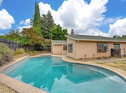 8709 Los Encantos Cir, Elk Grove, CA 95624 Photo
