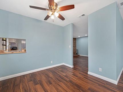 8709 Los Encantos Cir, Elk Grove, CA 95624 Photo