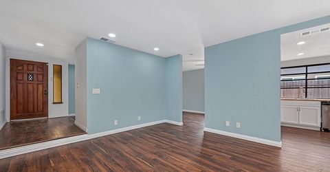 8709 Los Encantos Cir, Elk Grove, CA 95624 Photo
