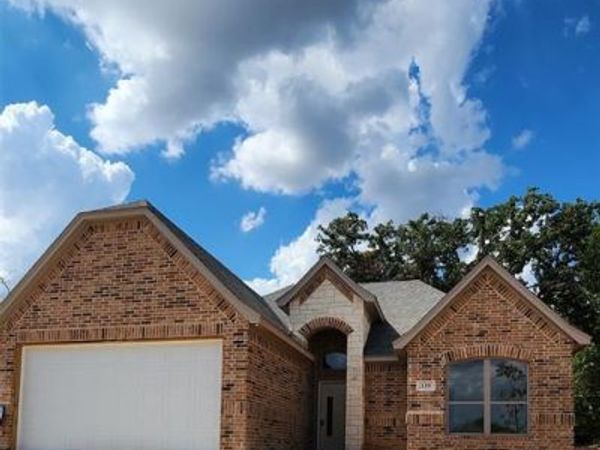 119 Clover Circle, Weatherford, TX 76086