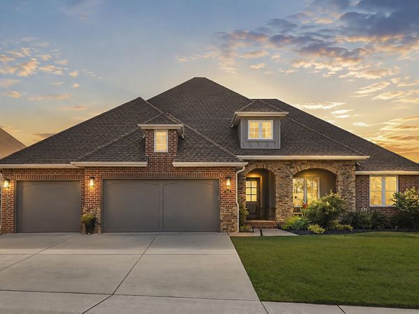 1388 N Rockingham Avenue, Nixa, MO 65714