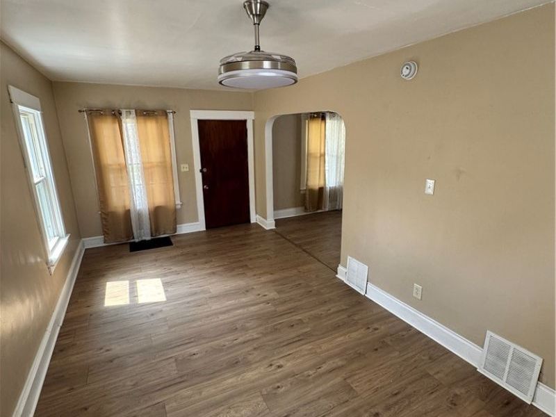 3059 W 111th Street, Cleveland, OH 44111 Photo 9
