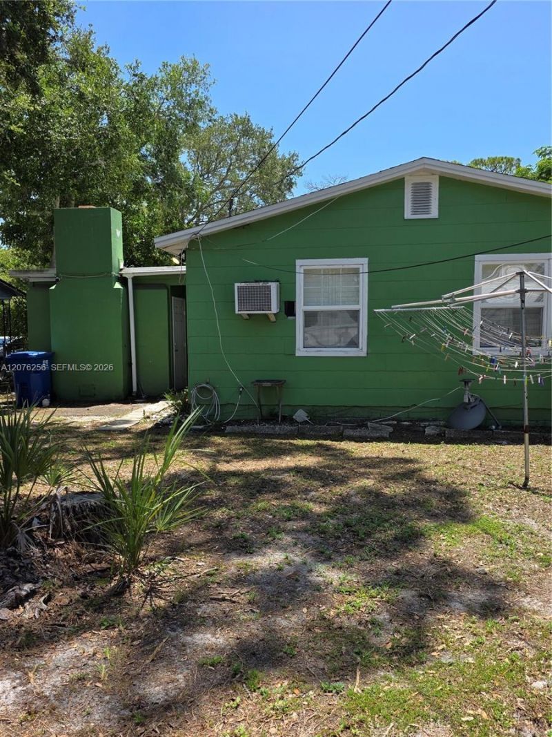 667 W Harbor Dr , Saint Petersburg, FL 33705 Photo