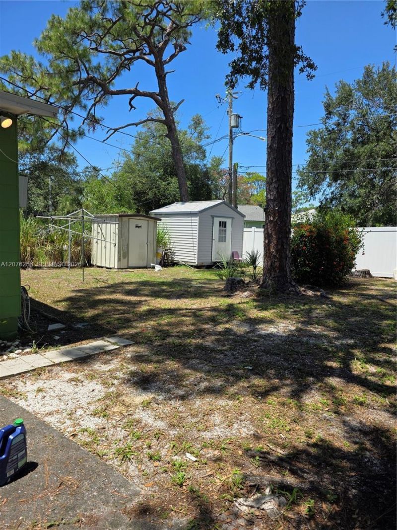 667 W Harbor Dr , Saint Petersburg, FL 33705 Photo