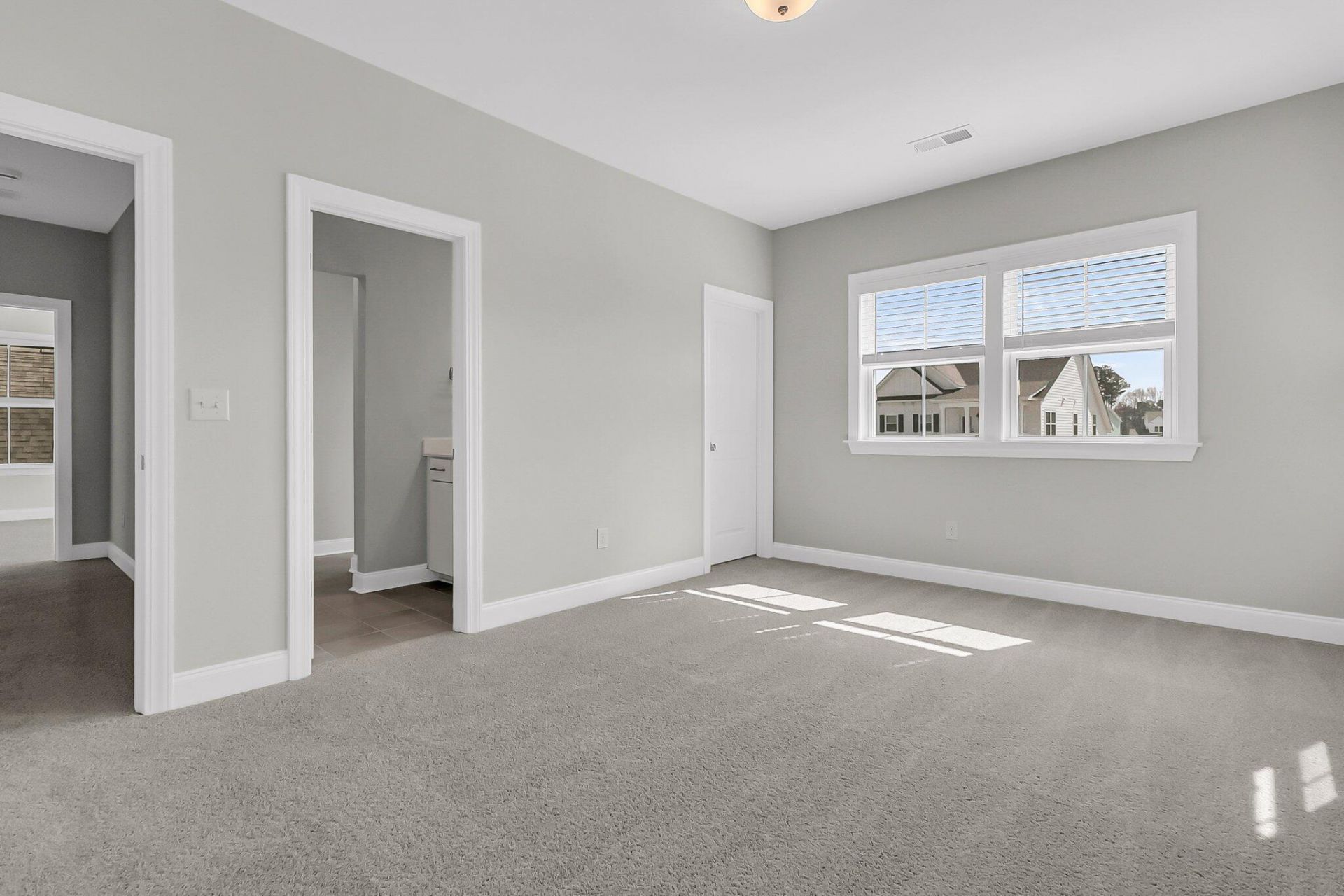 8 Tuggle Lane Drive Photo 36