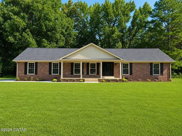 60 Smith Road , Paris, TN 38242