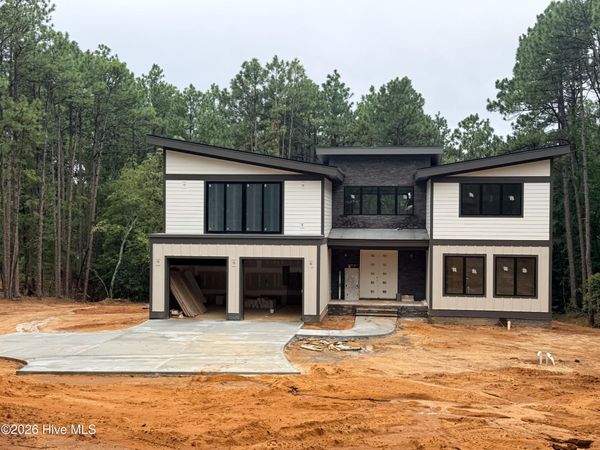 243 Hill Road , Southern Pines, NC 28387