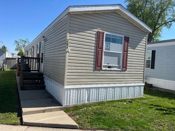 436 W Touhy Avenue , Des Plaines, IL 60018