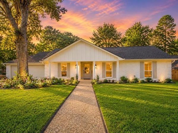 1811 Picadilly Place , Tyler, TX 75703