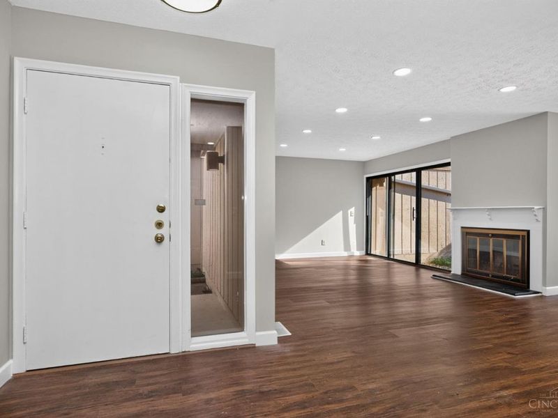 8022 Timbertree Way, Unit 5-2, West Chester, OH 45069 Photo 5