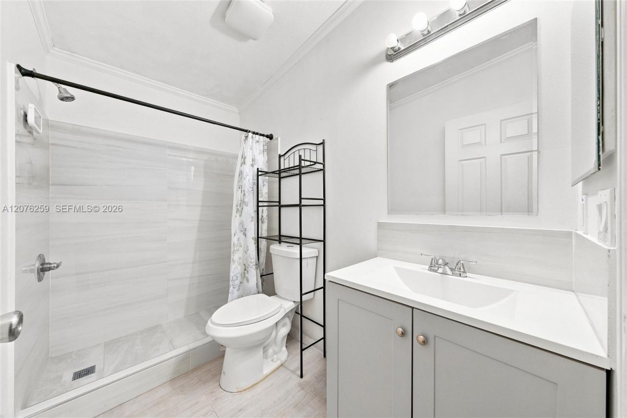 6241 NW 1st Pl, Miami, FL 33150 Photo