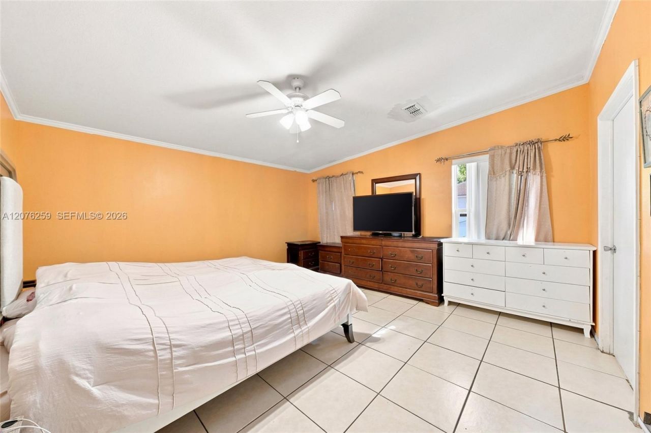 6241 NW 1st Pl, Miami, FL 33150 Photo