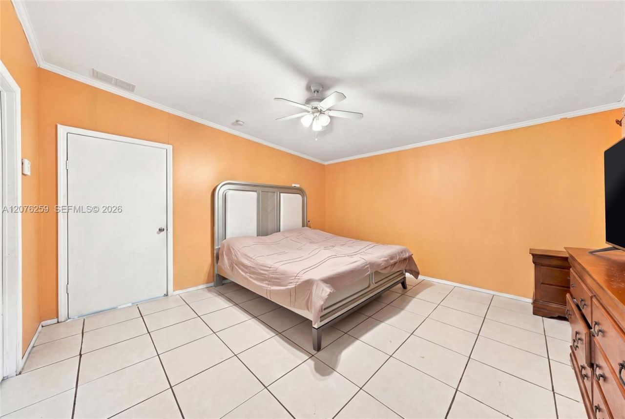 6241 NW 1st Pl, Miami, FL 33150 Photo
