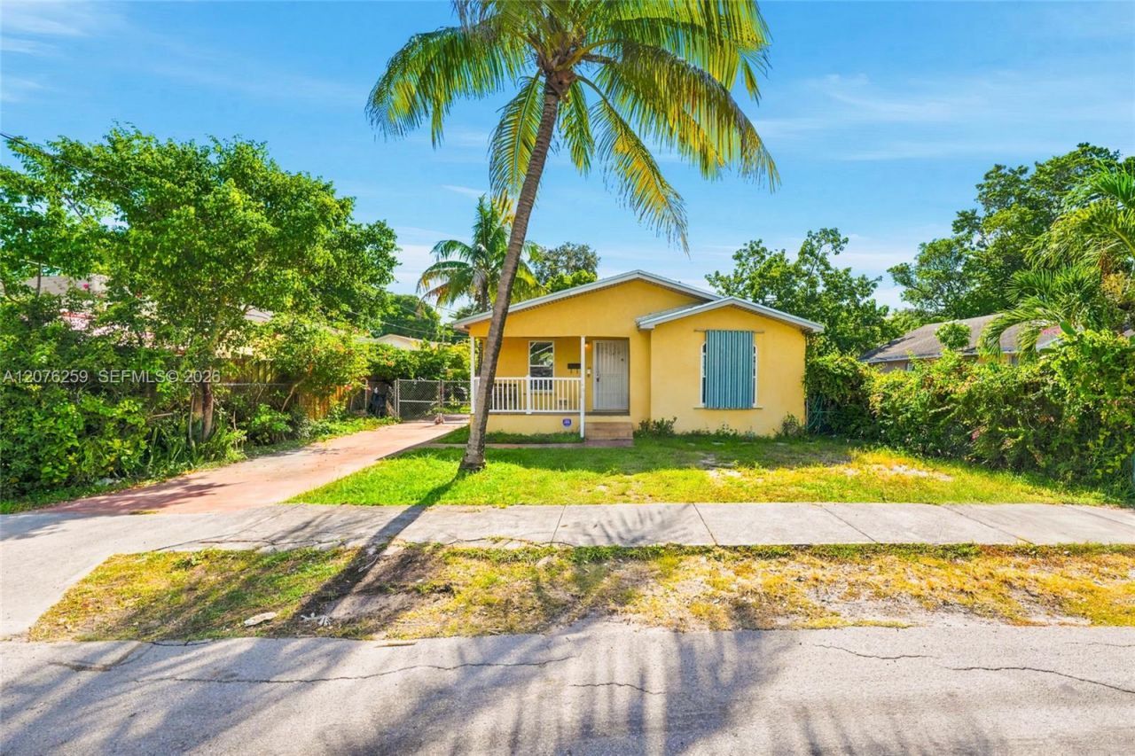 6241 NW 1st Pl, Miami, FL 33150 Photo