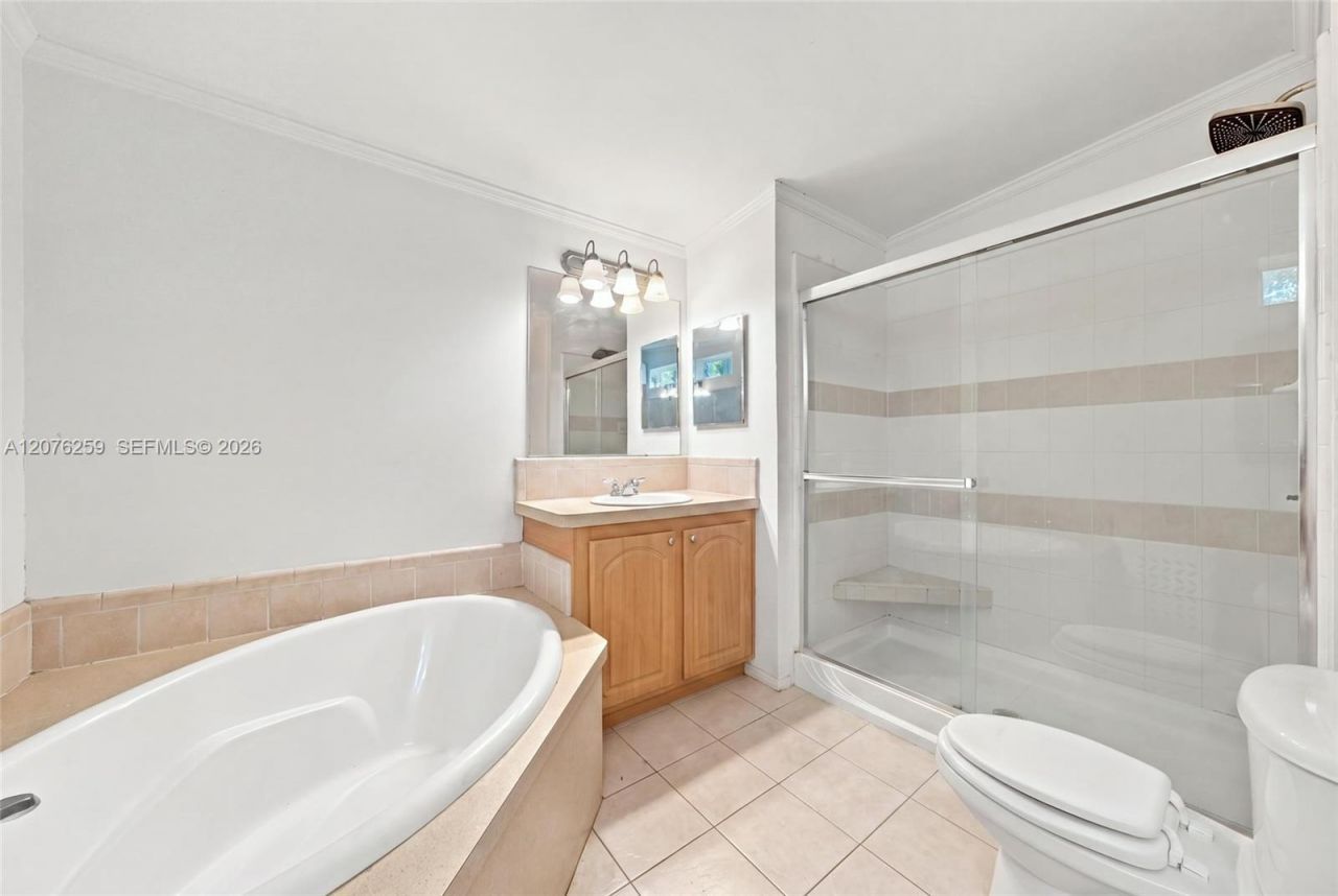 6241 NW 1st Pl, Miami, FL 33150 Photo