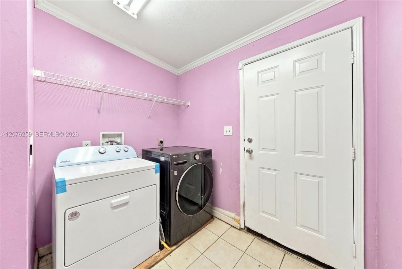 6241 NW 1st Pl, Miami, FL 33150 Photo