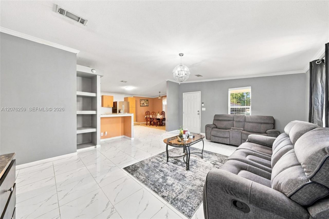 6241 NW 1st Pl, Miami, FL 33150 Photo