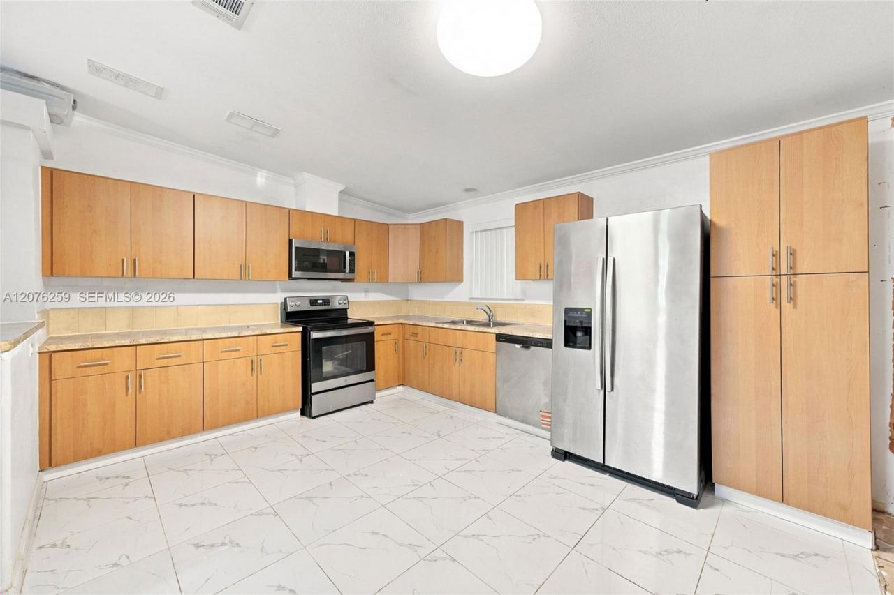 6241 NW 1st Pl, Miami, FL 33150 Photo