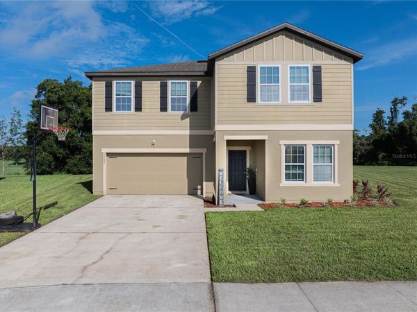 15623 MERLIN AVENUE , MASCOTTE, FL 34753