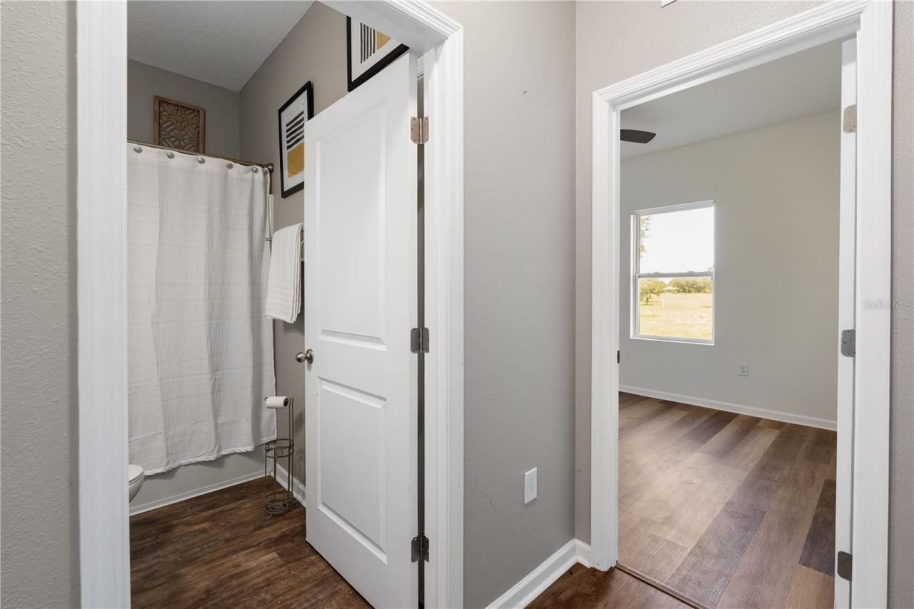 15623 Merlin Avenue , Mascotte, FL 34753 Photo