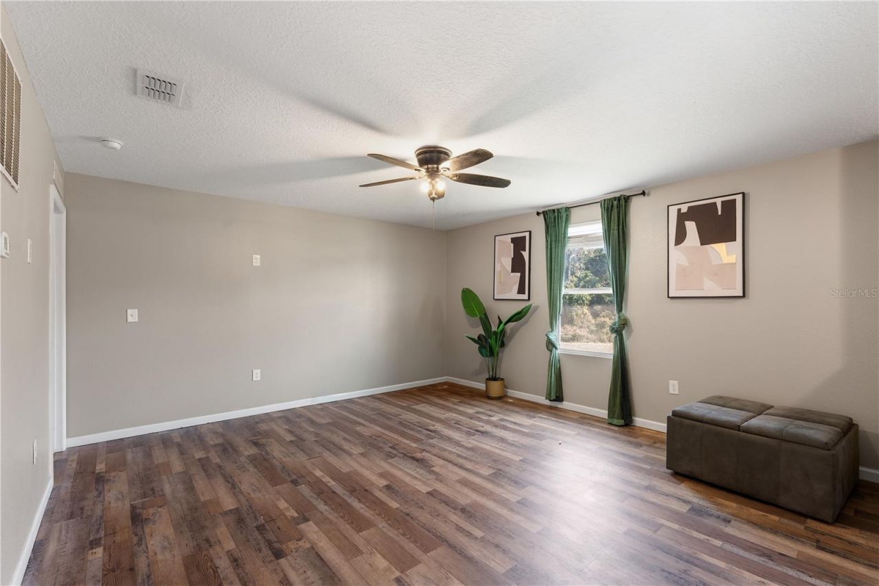 15623 Merlin Avenue , Mascotte, FL 34753 Photo