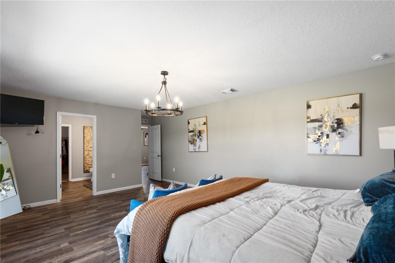15623 Merlin Avenue , Mascotte, FL 34753 Photo