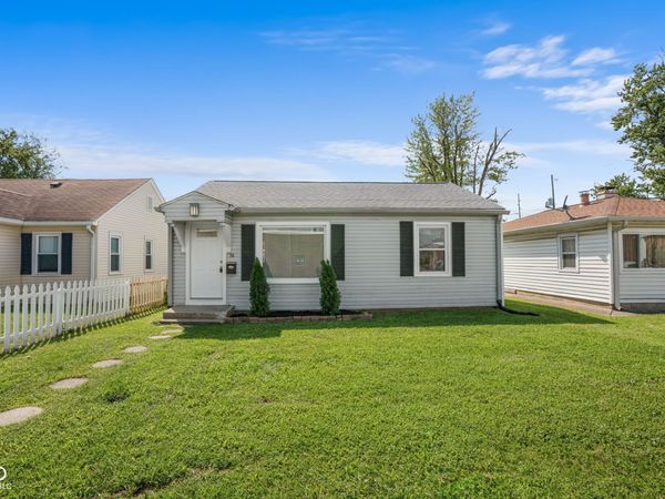76 N 2nd Avenue , Beech Grove, IN 46107