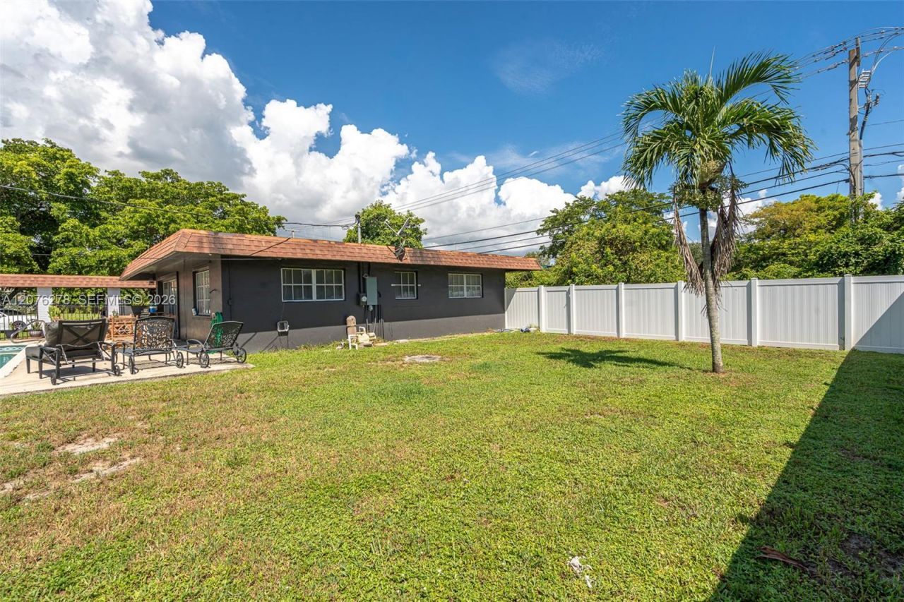 10 SW 46th Ave, Plantation, FL 33317 Photo