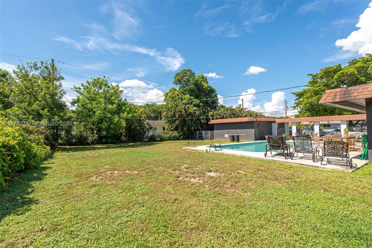 10 SW 46th Ave, Plantation, FL 33317 Photo