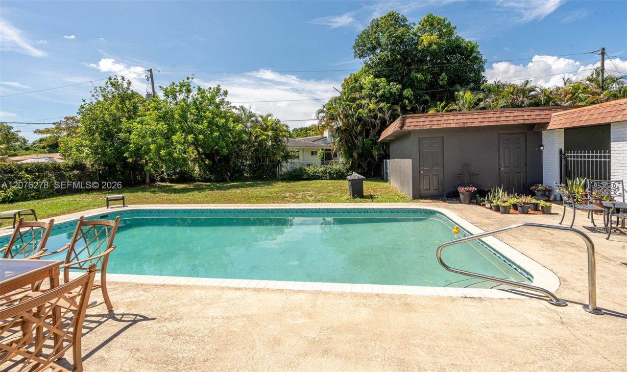 10 SW 46th Ave, Plantation, FL 33317 Photo
