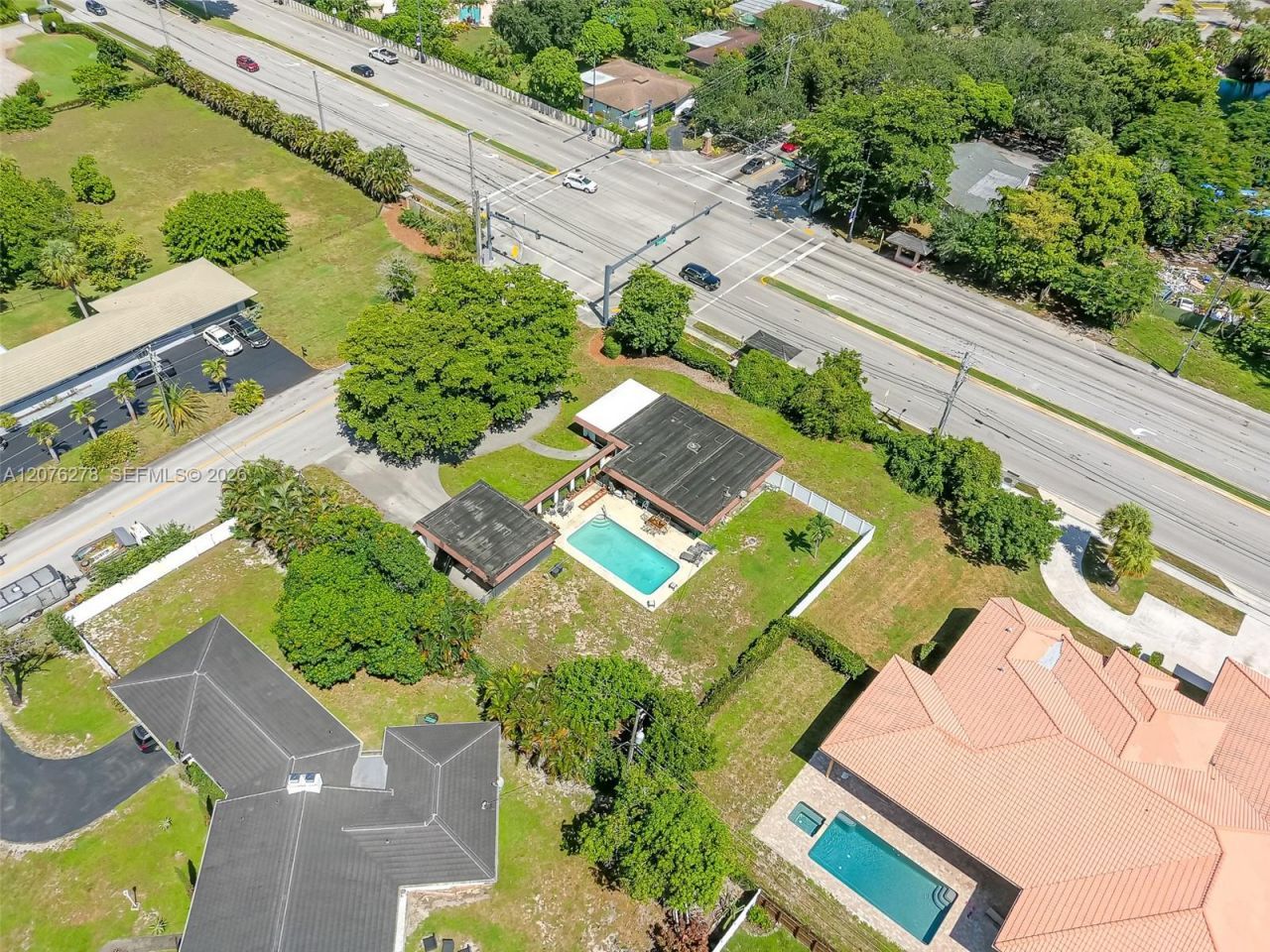 10 SW 46th Ave, Plantation, FL 33317 Photo
