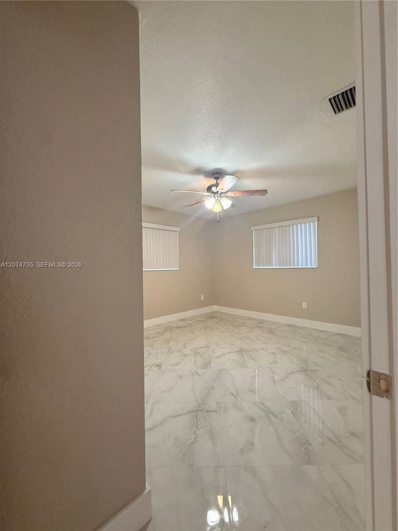 336 NW 53rd St, Unit 1, Miami, FL 33127 Photo