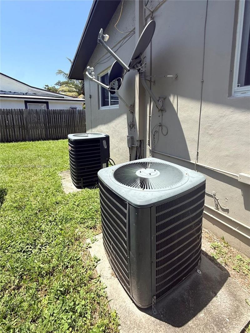 336 NW 53rd St, Unit 1, Miami, FL 33127 Photo